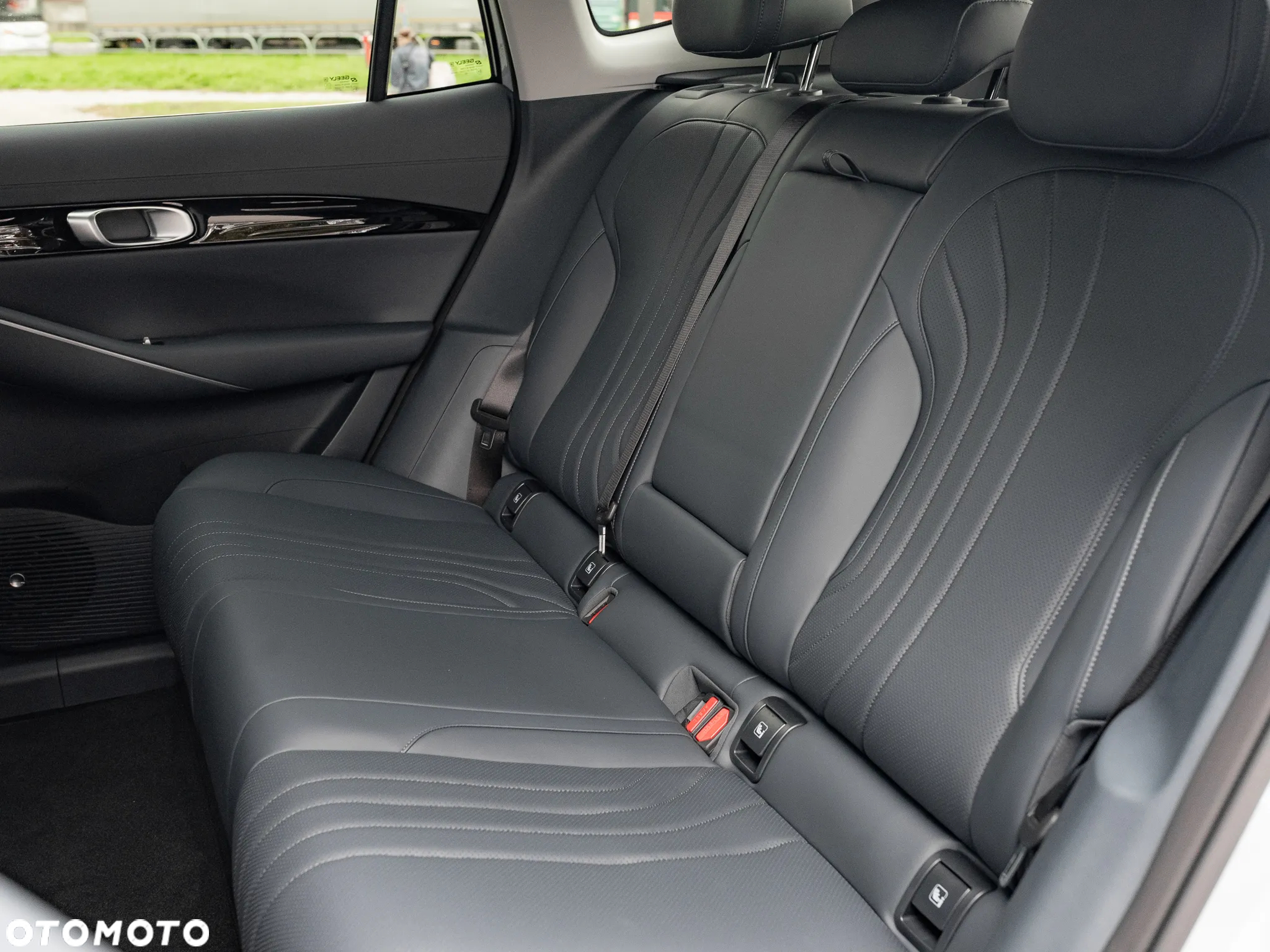 Geely EX5 - 16