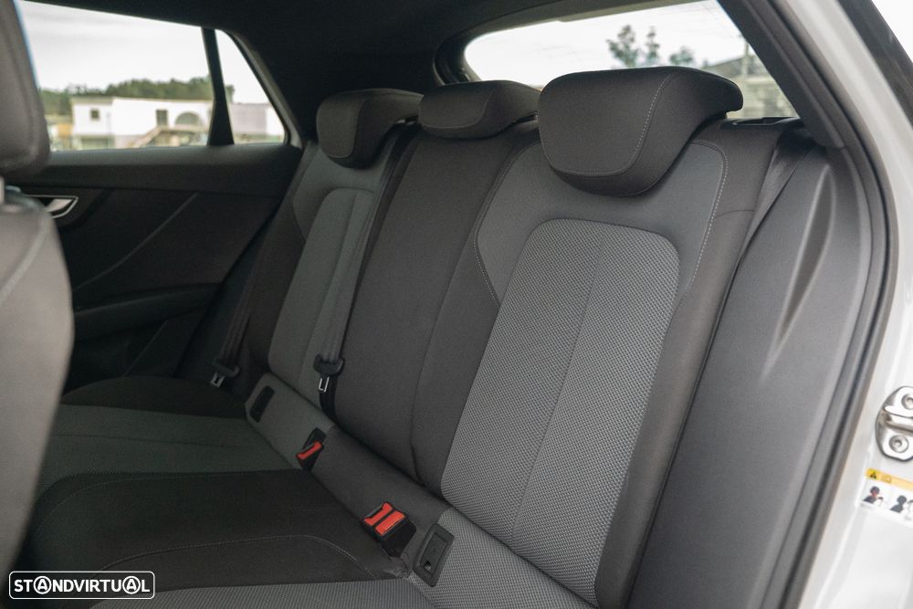 Audi Q2 30 TFSI Sport S tronic - 12