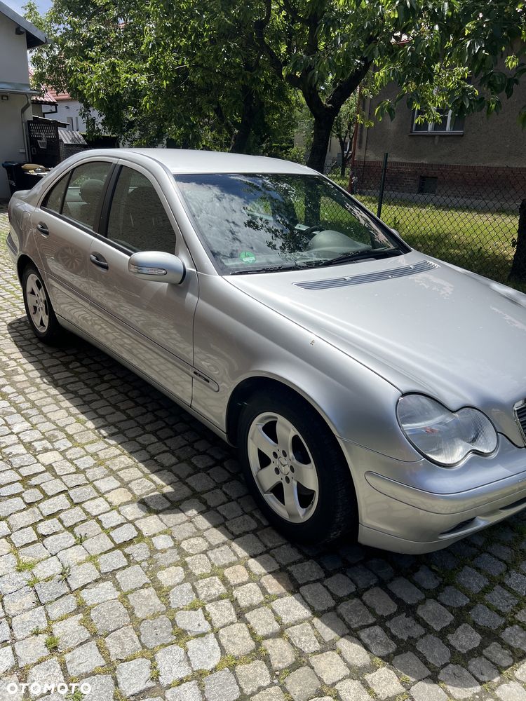 Mercedes-Benz Klasa C - 2