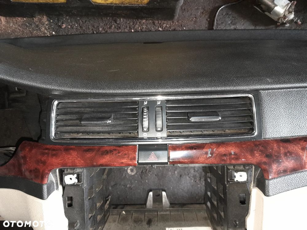 Kratka nawiewu środkowa SKODA Superb II 08-13r. - 1