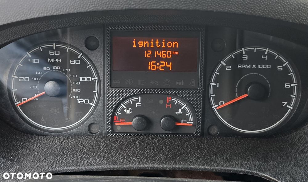 Dodge RAM PROMASTER 1500 - 16