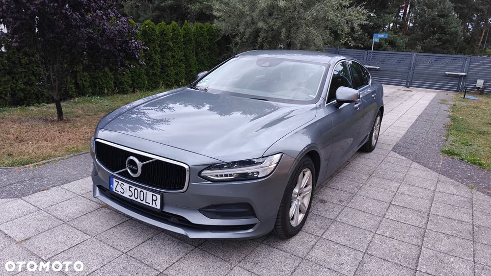 Volvo S90 D4 Momentum - 1