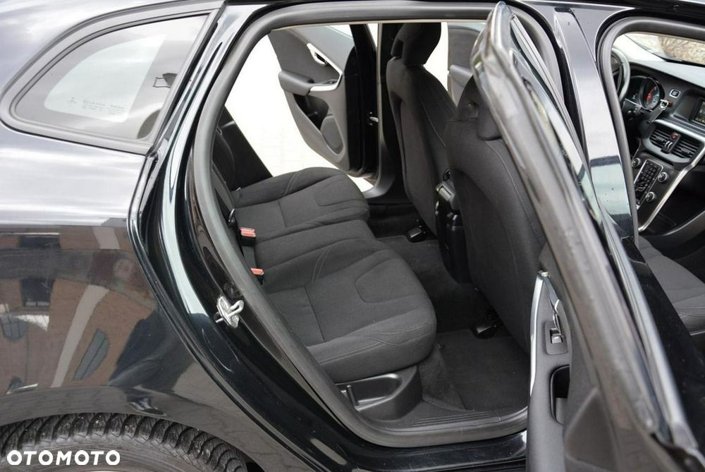 Volvo V40 D3 Geartronic Momentum - 17