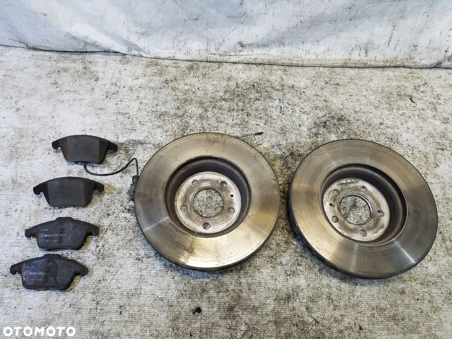 TARCZA KLOCKI HAMULCOWE PRZÓD AUDI A4 B8 LIFT 2.0 TDI - 1