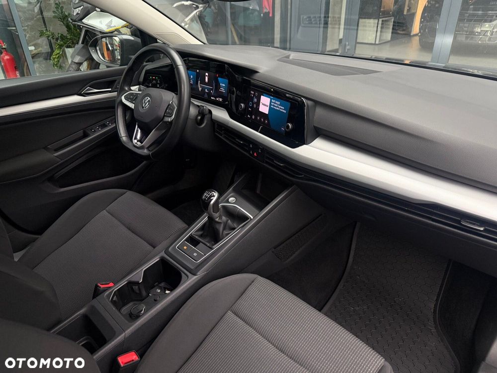 Volkswagen Golf - 18