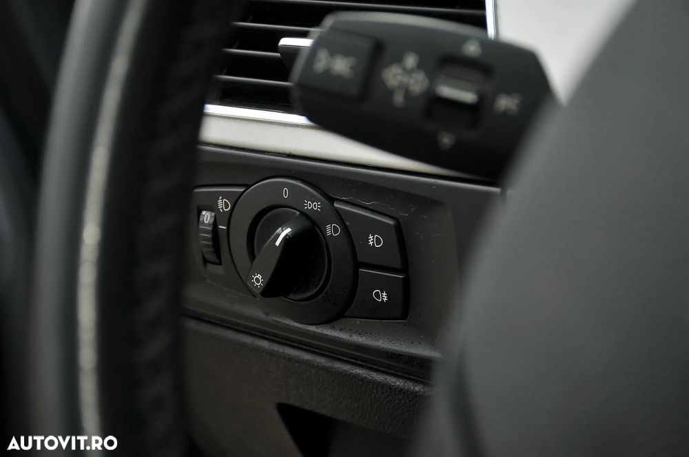 BMW Seria 3 320d DPF Aut. Edition Fleet - 16