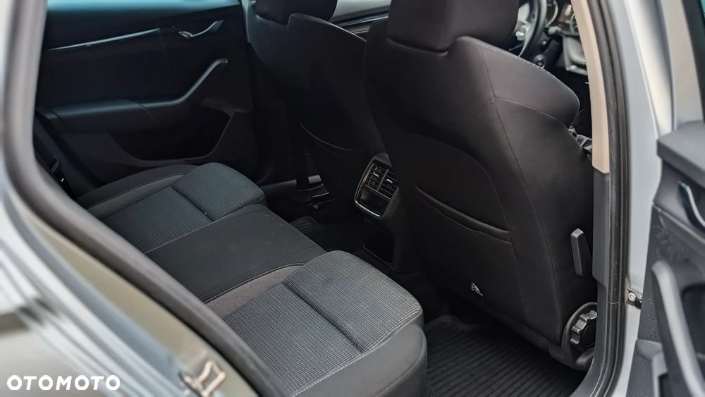Skoda Octavia - 25