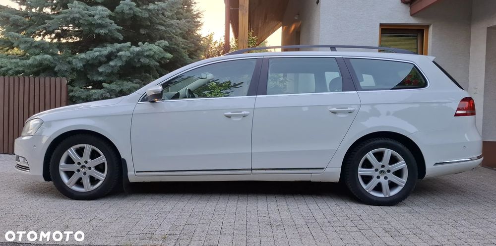Volkswagen Passat 2.0 TDI DPF DSG Comfortline - 4