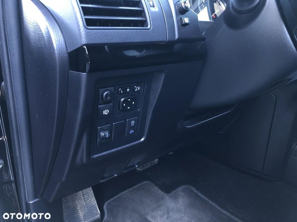 Toyota Land Cruiser LC 2.8 D-4D Prado - 10