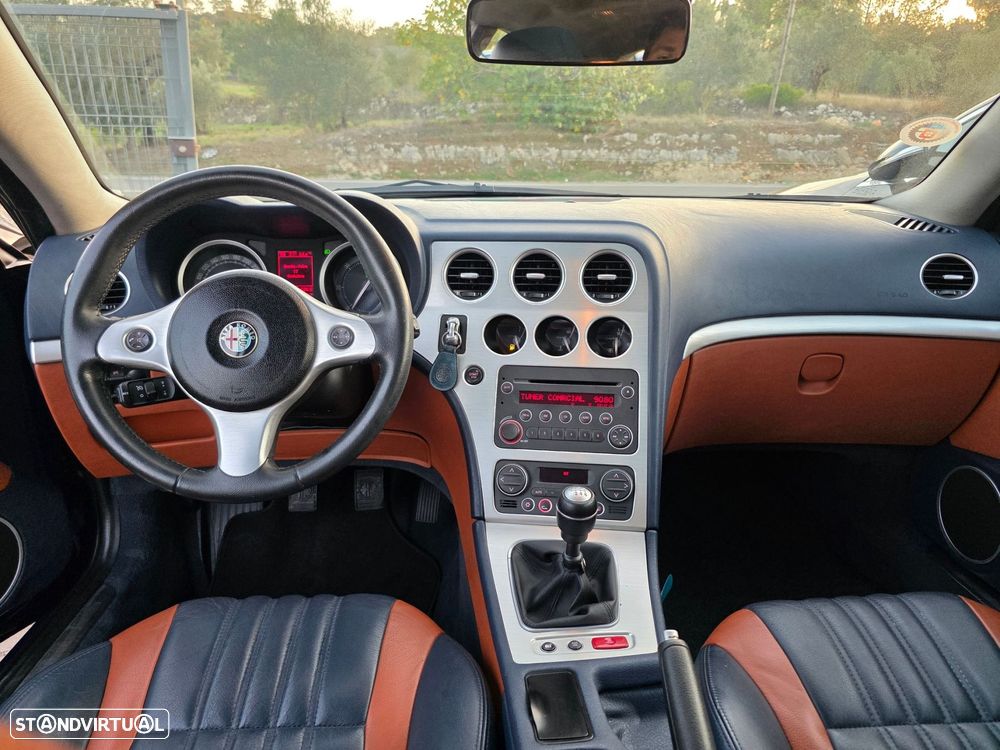Alfa Romeo Brera 2.4 JTD Skyview - 12