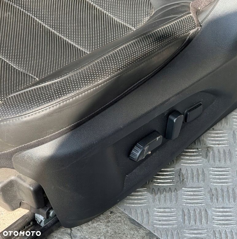 FOTELE WNĘTRZE KANAPA SKÓRA CZARNA RENAULT KOLEOS II INITIALE PARIS - 6