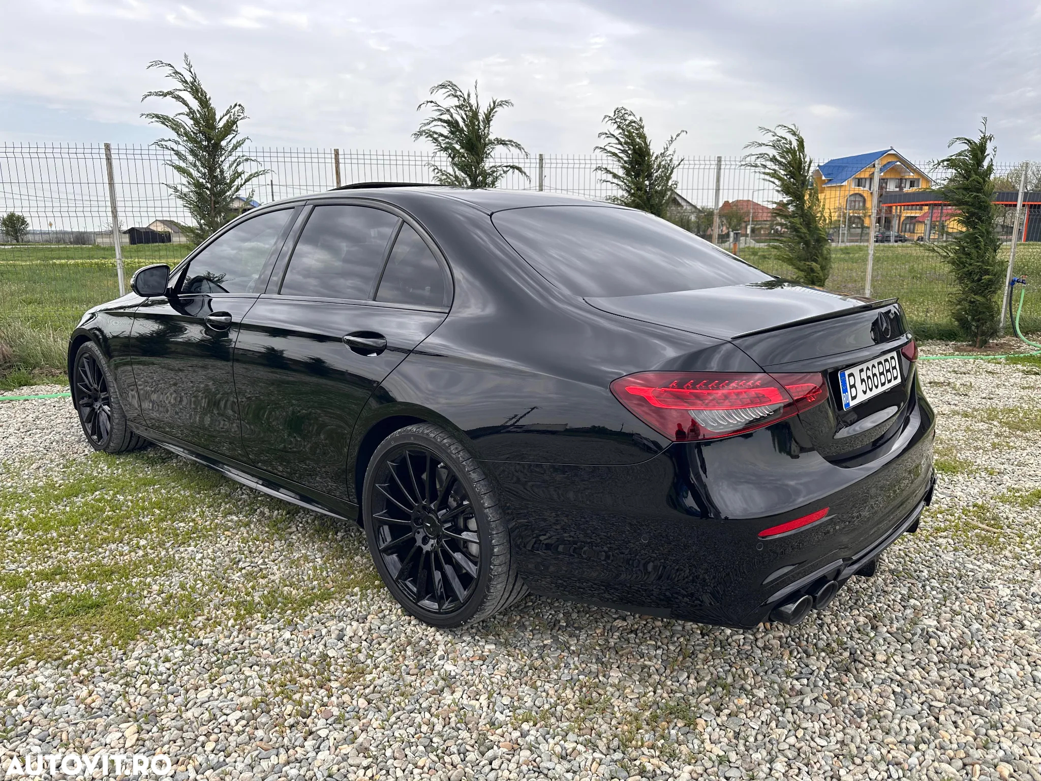 Mercedes-Benz E AMG 53 4Matic+ T AMG Speedshift TCT-9G - 4