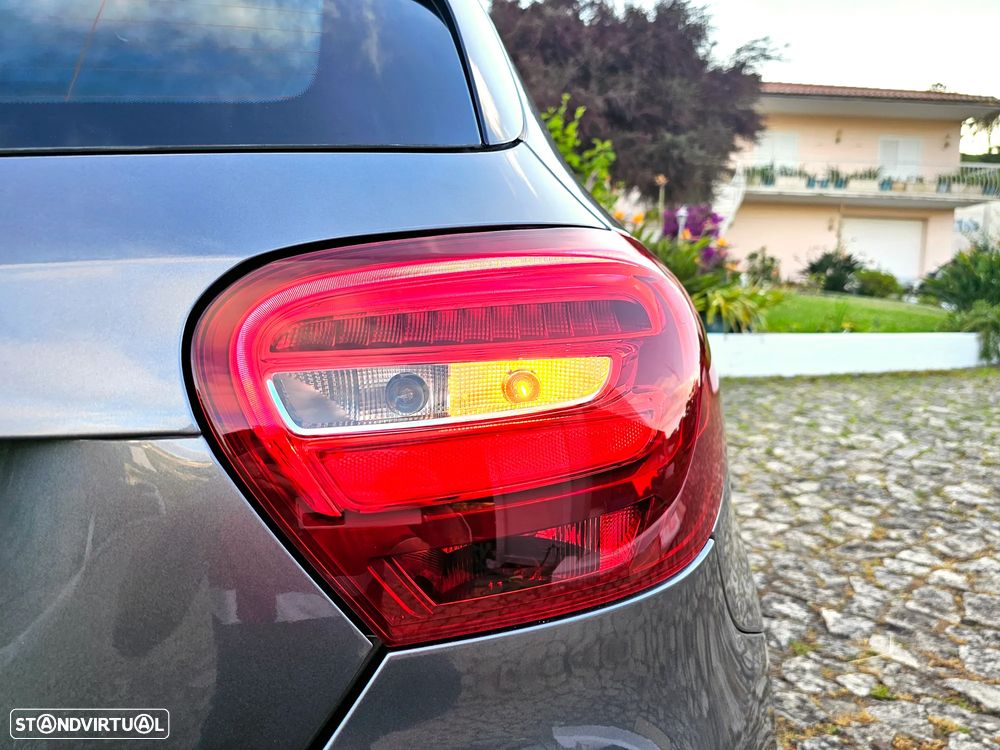 Mercedes-Benz A 180 d Style - 14