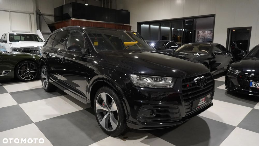 Audi SQ7 - 14