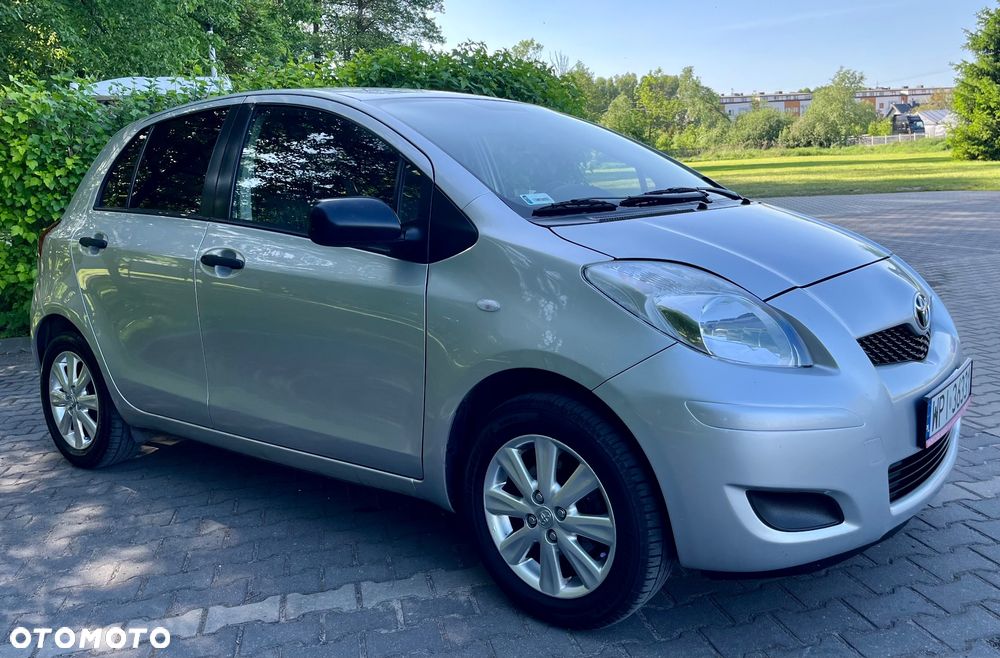 Toyota Yaris 1.0 Luna A/C - 14