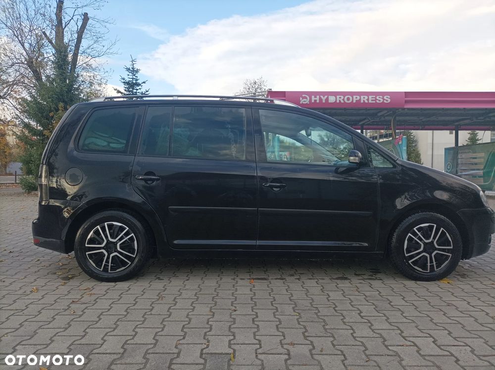 Volkswagen Touran 2.0 TDI DPF Goal - 2
