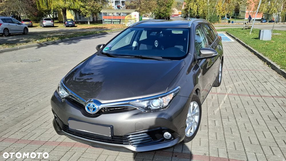 Toyota Auris 1.8 VVT-i Automatik Edition S+ - 4