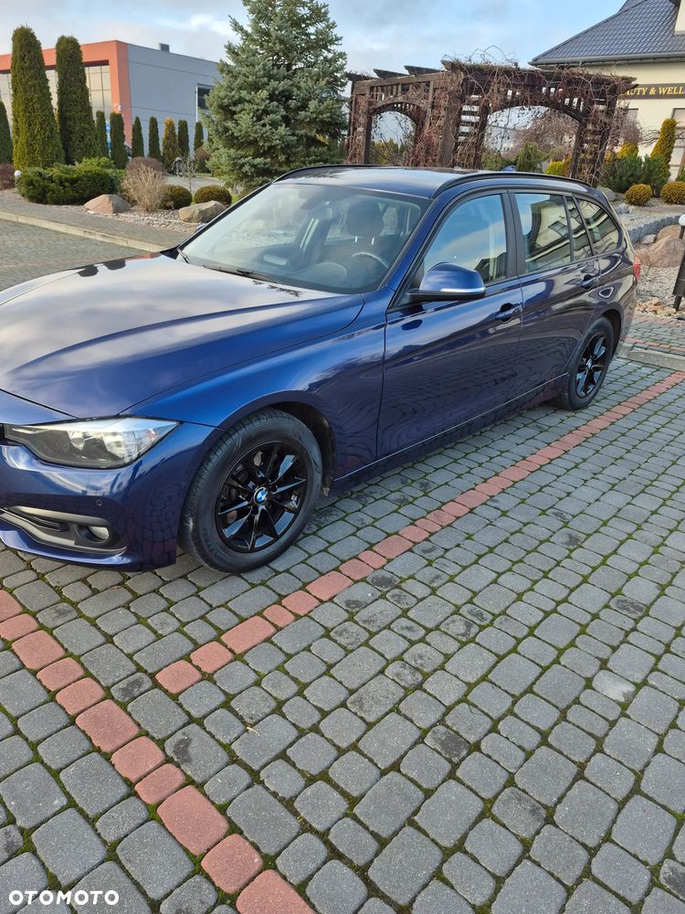 BMW Seria 3 318d - 3