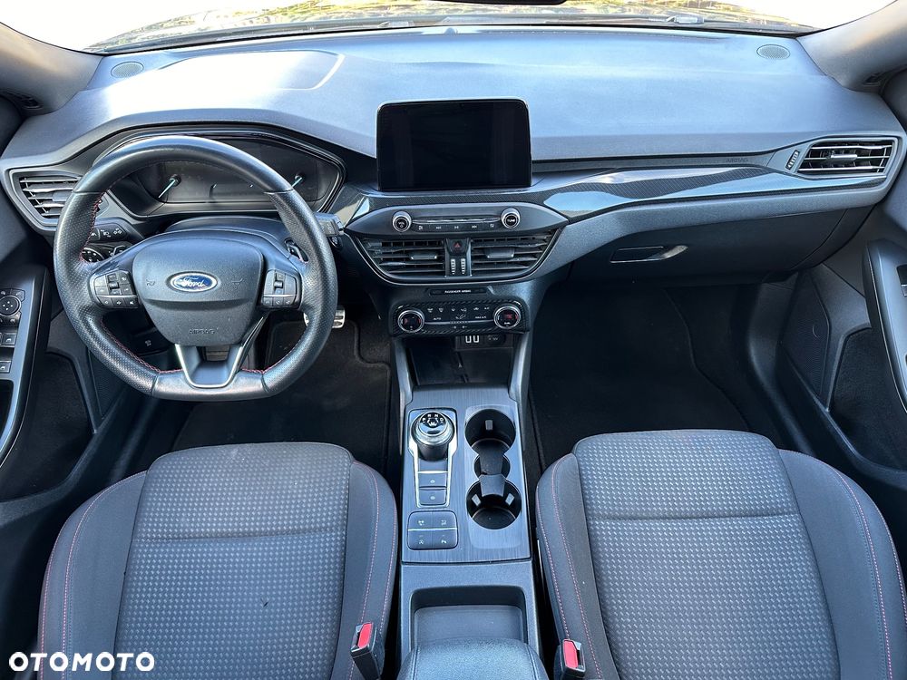 Ford Focus 1.5 EcoBlue Start-Stopp-System ST-LINE - 10