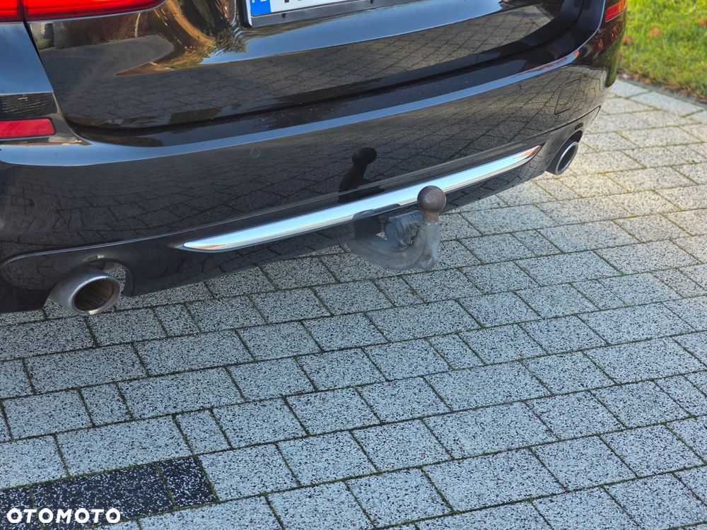 BMW Seria 5 530i xDrive Luxury Line sport - 17