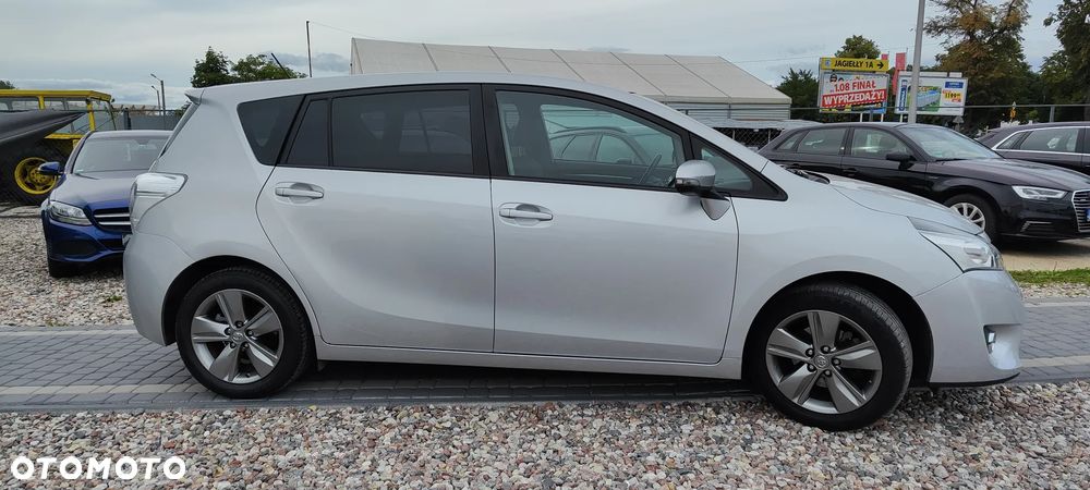 Toyota Verso 1.6 D-4D 7-Sitzer Start/Stop Skyview Edition - 16
