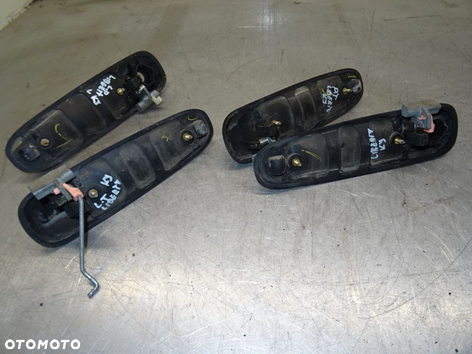 JEEP CHEROKEE KJ LIBERTY 01-05 3.7 KLAMKA DRZWI ZEWNĘTRZNA PRAWY LEWY PRZÓD TYŁ - 4