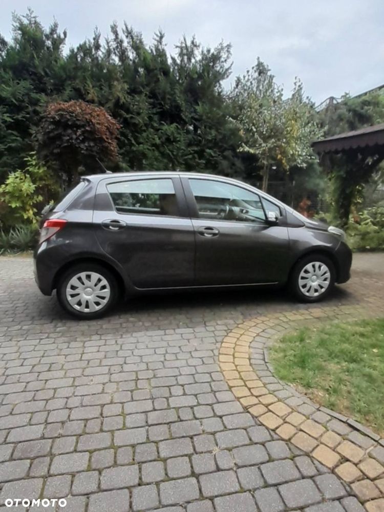 Toyota Yaris - 6