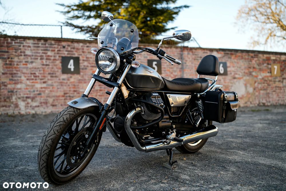 Moto Guzzi V9 - 14