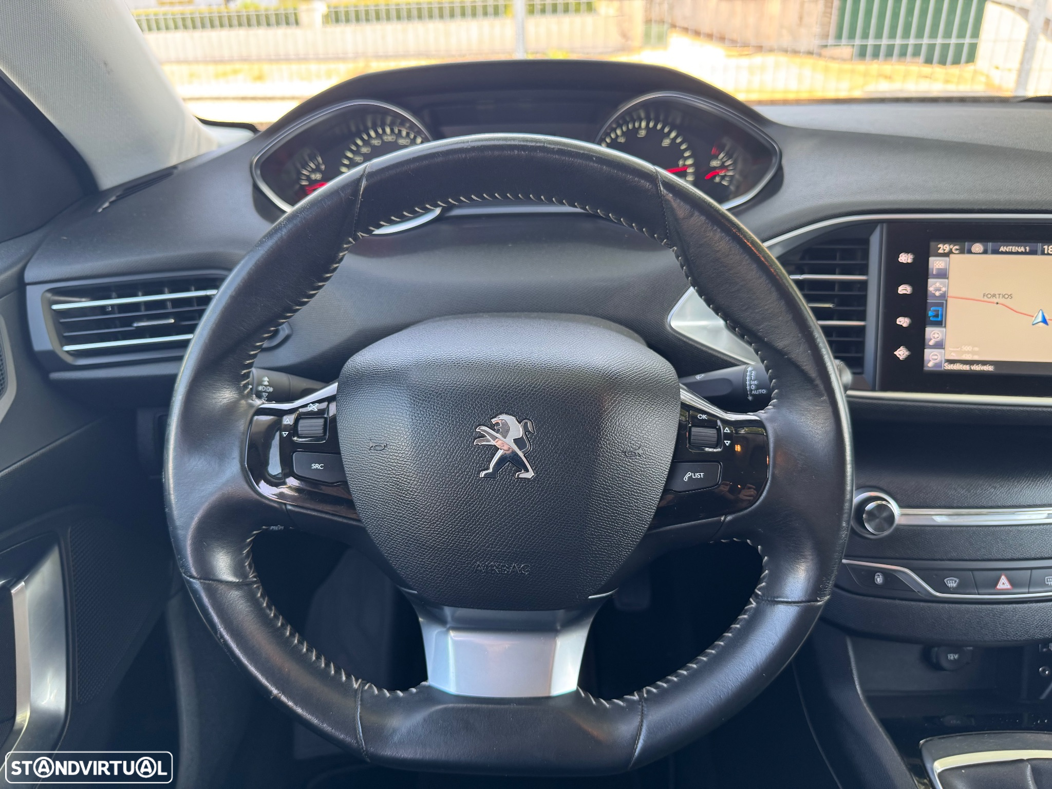 Peugeot 308 SW 1.6 BlueHDi Style - 12