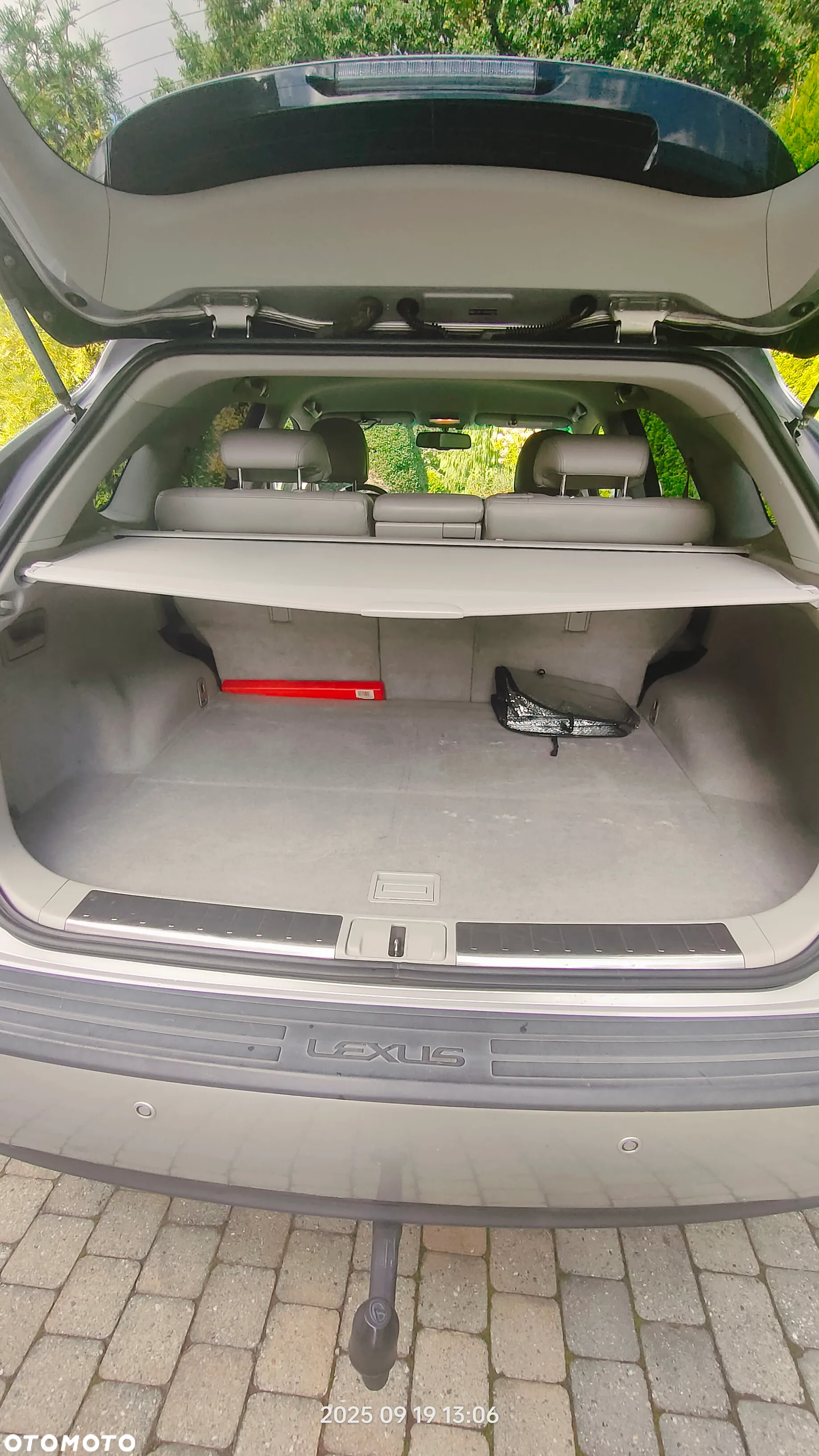 Lexus RX 400h (hybrid) - 6