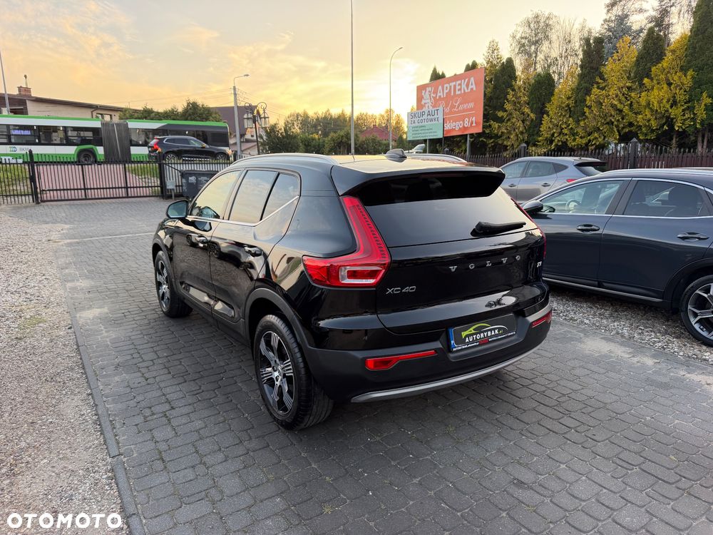 Volvo XC 40 T3 Inscription - 38