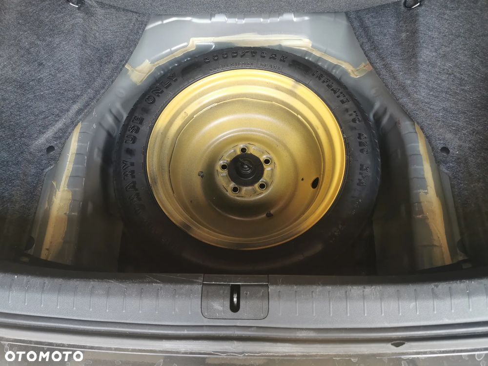 Honda Accord 2.0 Lifestyle - 12