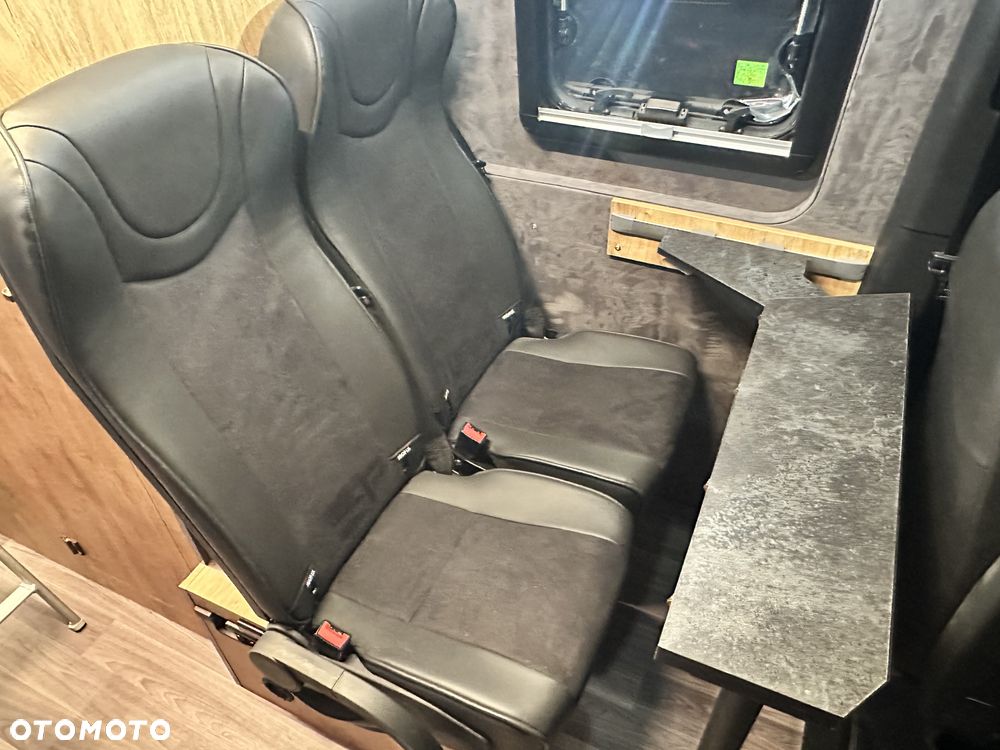 Mercedes-Benz Sprinter 319 CDI automat 4x4 - 27