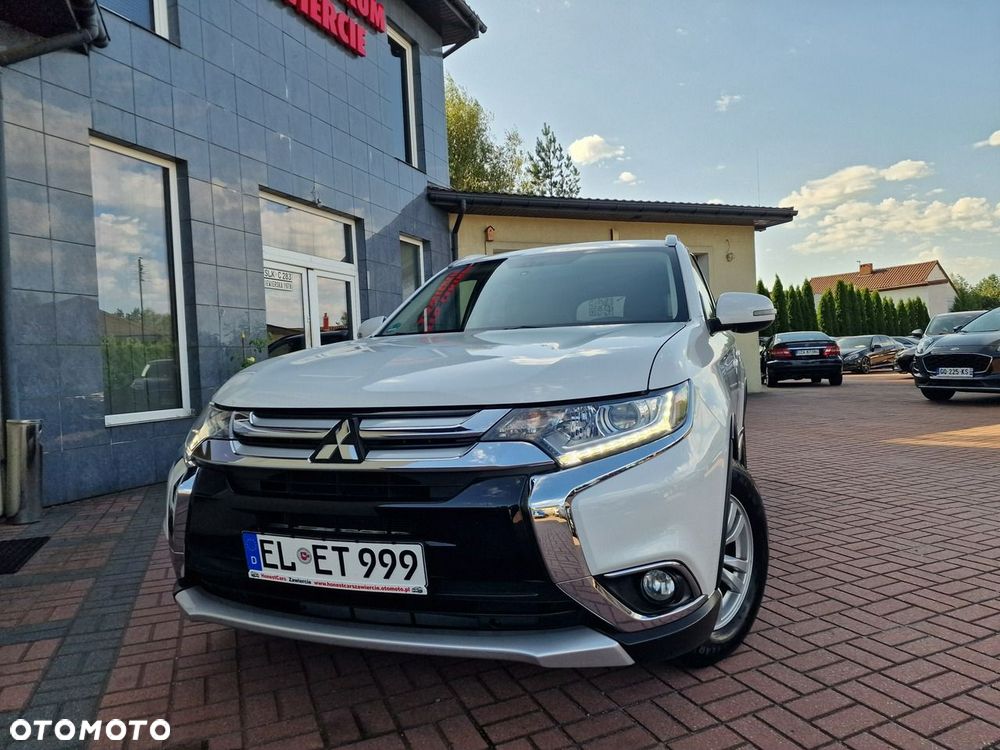 Mitsubishi Outlander - 3