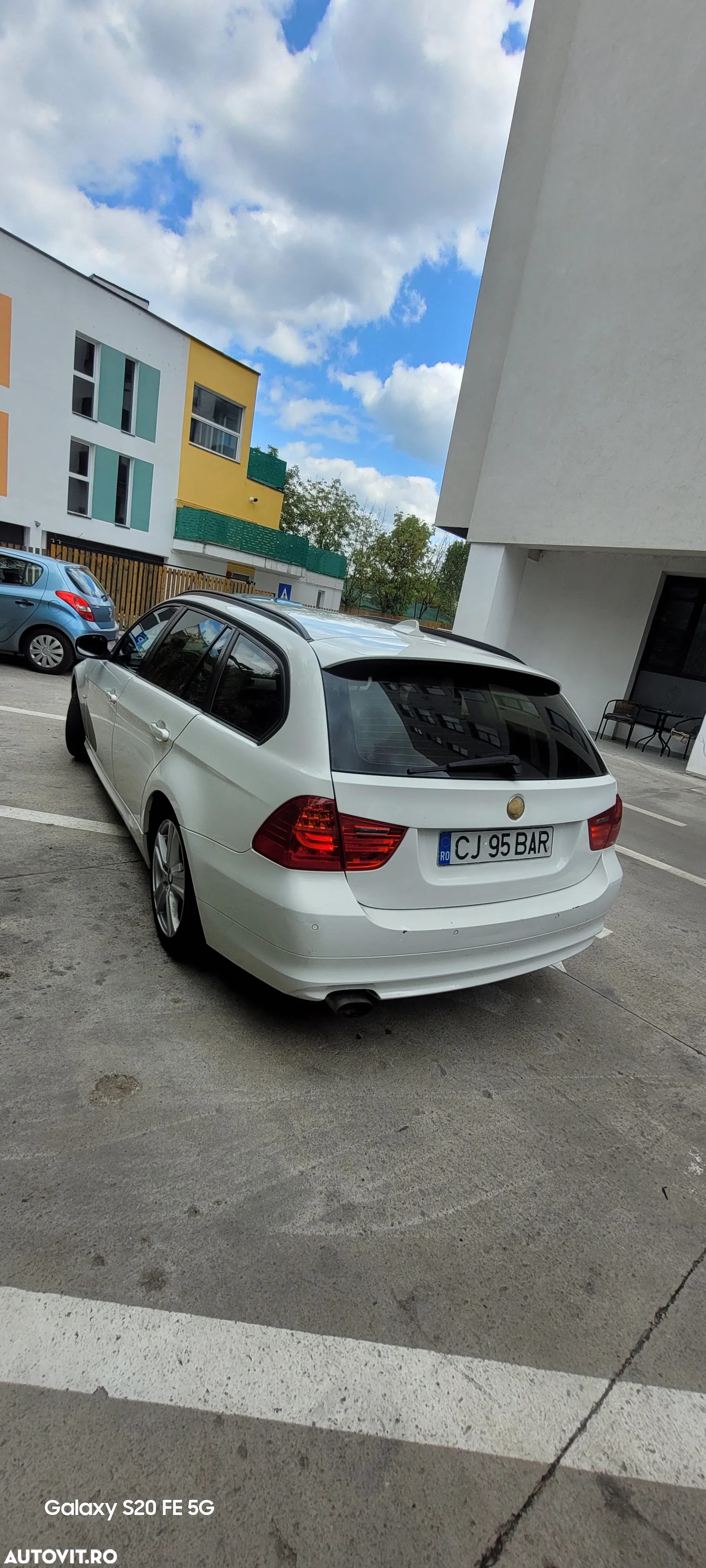 BMW Seria 3 320d Cabriolet - 9