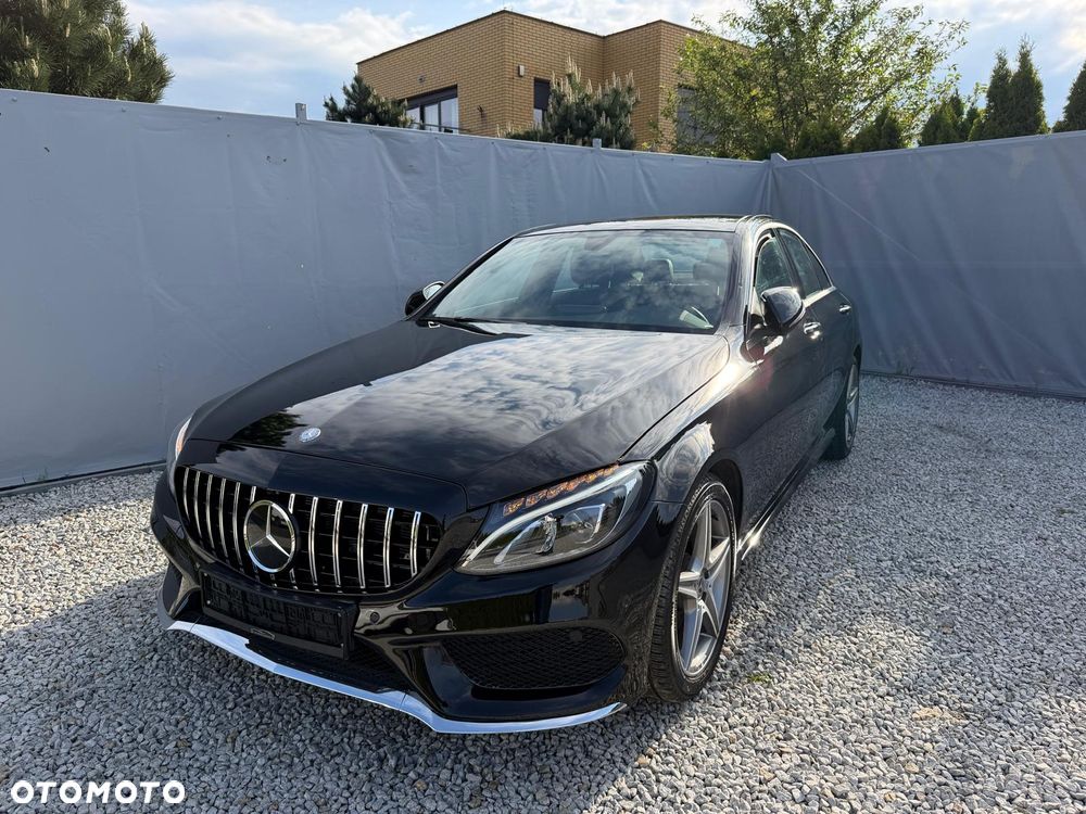 Mercedes-Benz Klasa C 300 7G-TRONIC AMG Line - 19