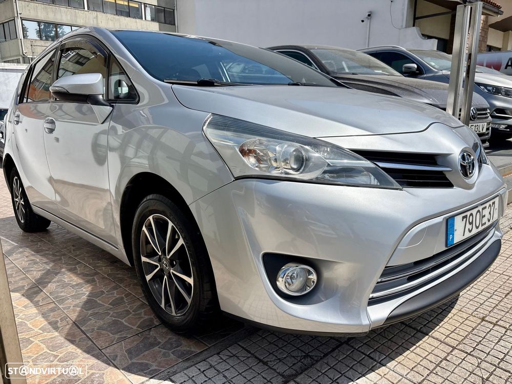 Toyota Verso 2.0 D-4D Exclusive+GPS - 1
