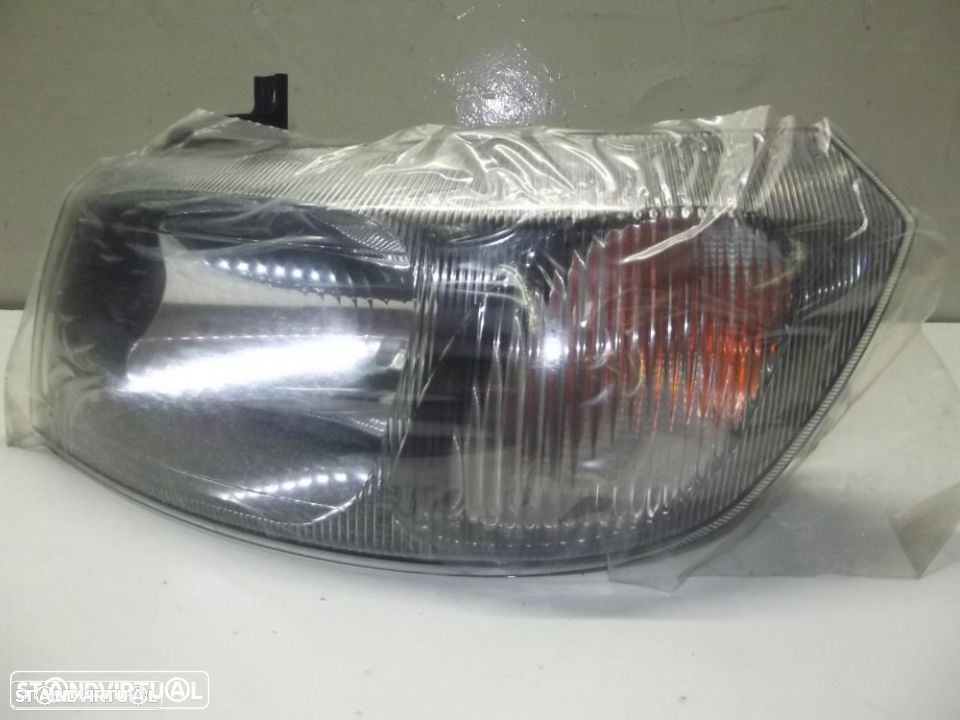 Ford Transit de 2000 farol frontal - 1