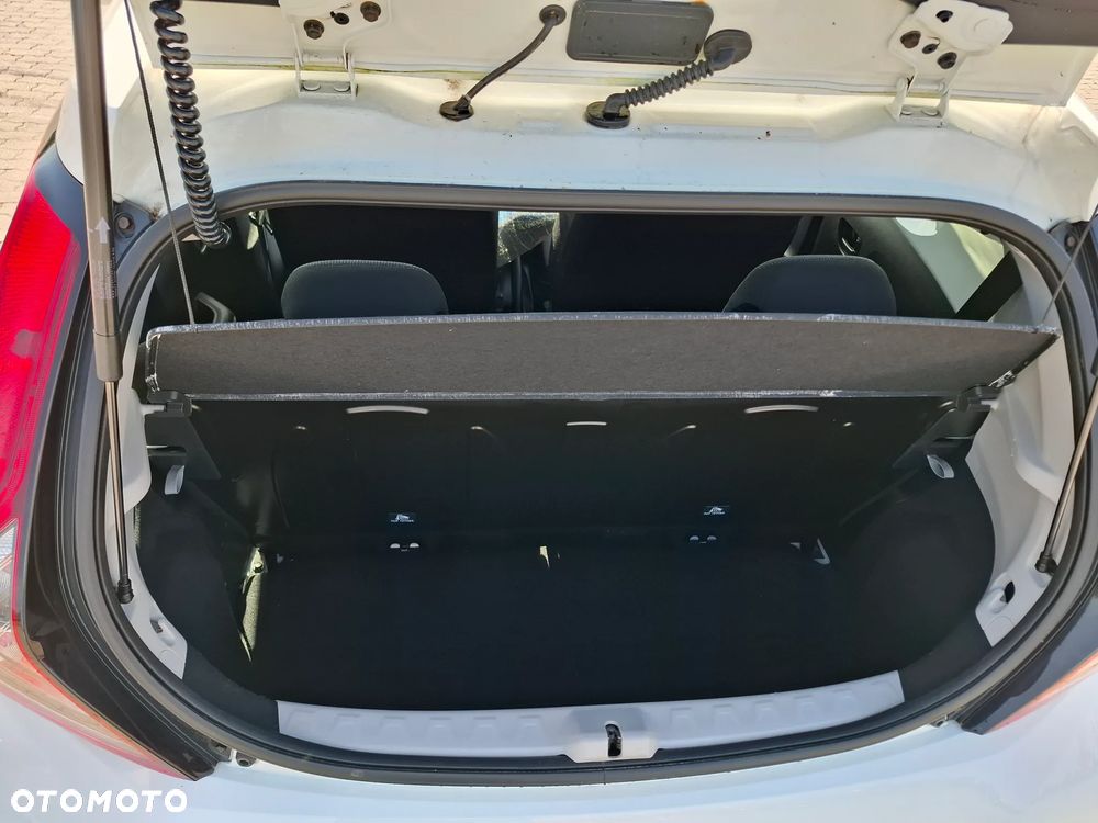 Toyota Aygo x - 16