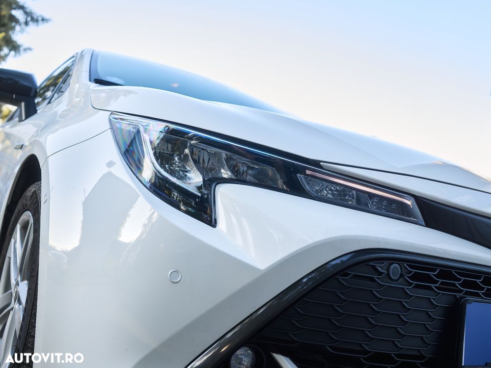 TOYOTA Corolla 2022 — imagine 13