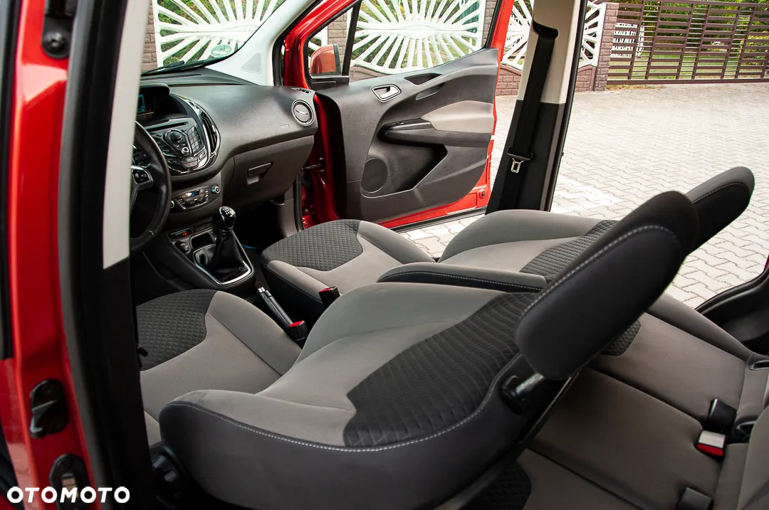 Ford Tourneo Courier 1.0 EcoBoost S&S Trend - 26