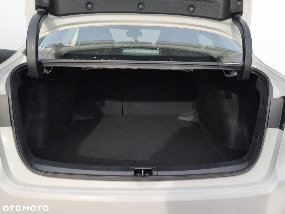 Toyota Corolla 1.8 Hybrid Active - 13