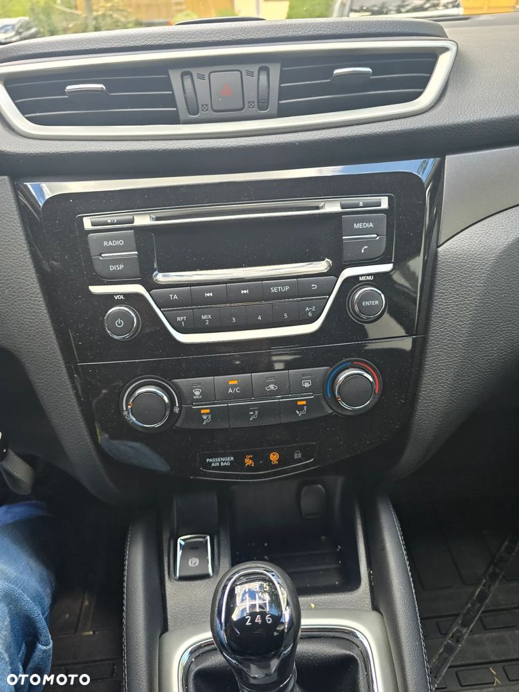 Nissan Qashqai 1.2 DIG-T N-Vision - 13