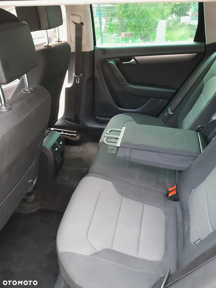 Volkswagen Passat 2.0 TDI BlueMotion Technology Comfortline - 22