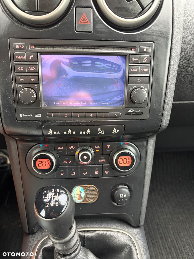 Nissan Qashqai 2.0 dCi 4x4 Tekna Premium - 22