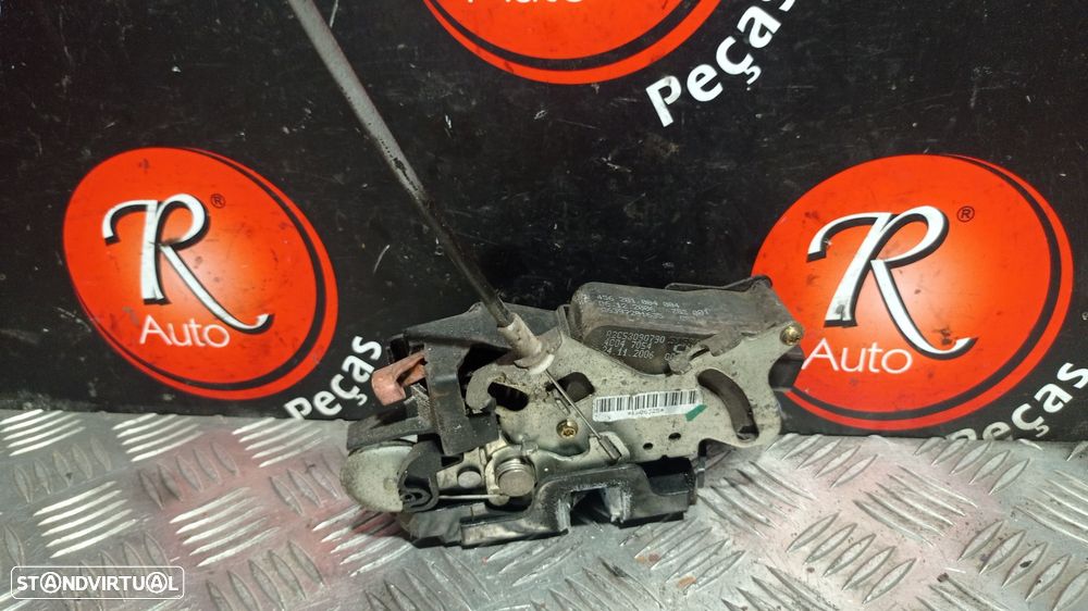 Fecho Da Porta Frente Esq Mercedes-Benz Vito / Mixto Caixa (W639) - 2