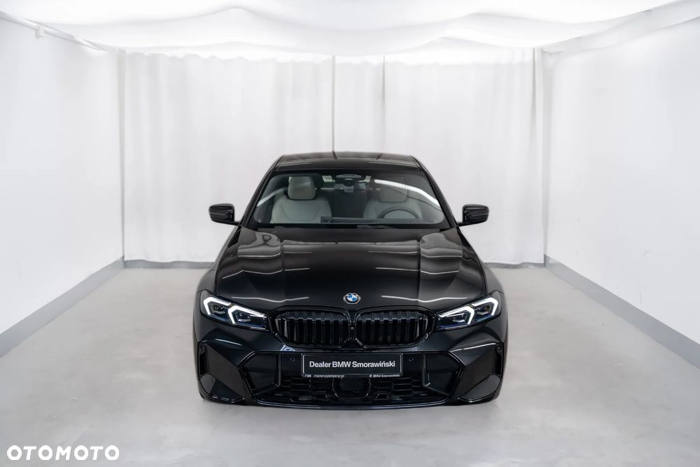 BMW Seria 3 330i xDrive M Sport - 13
