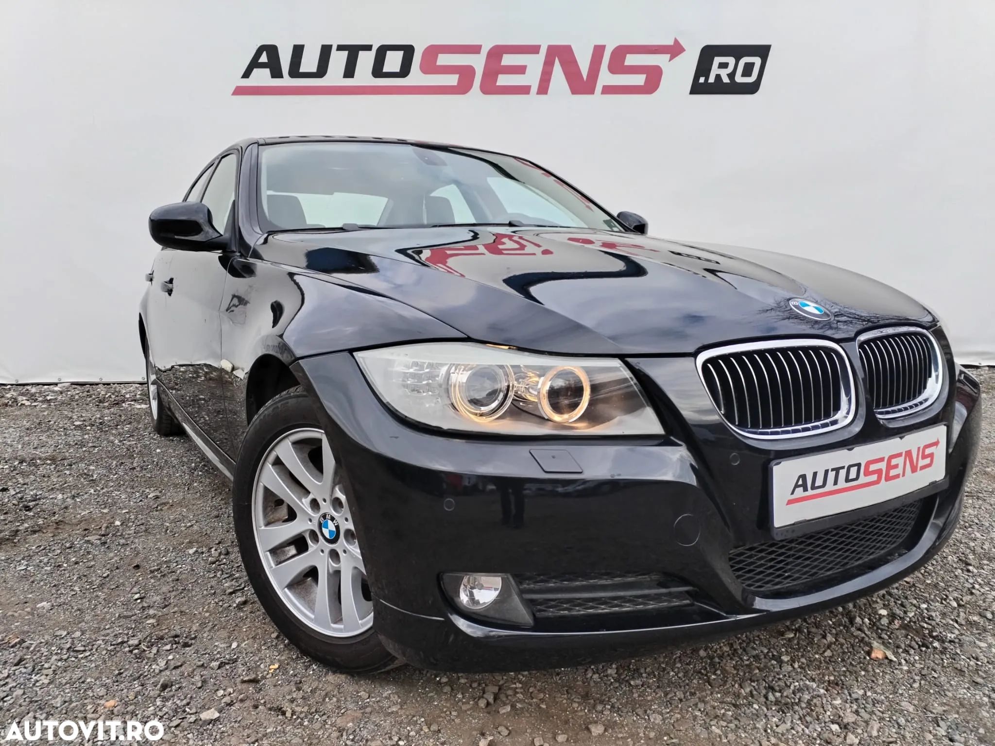 BMW Seria 3 318i - 1