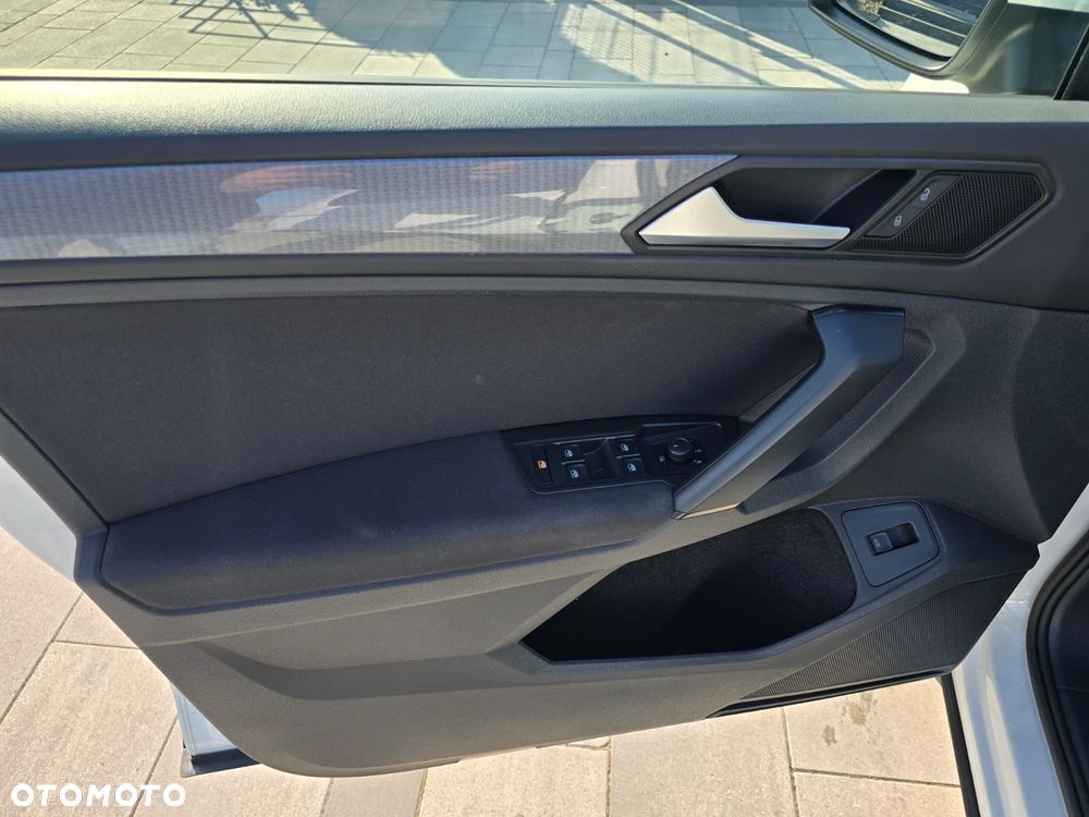 Volkswagen Tiguan 1.5 TSI EVO Life DSG - 21