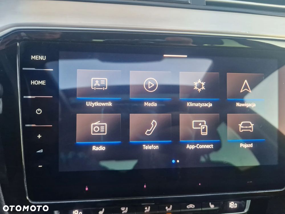 Volkswagen Passat 2.0 TDI (BlueMotion Technology) DSG Comfortline - 28